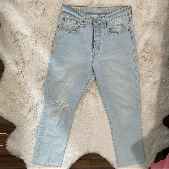 Levi High Rise 501 Jeans light wash - Picture 4 of 5